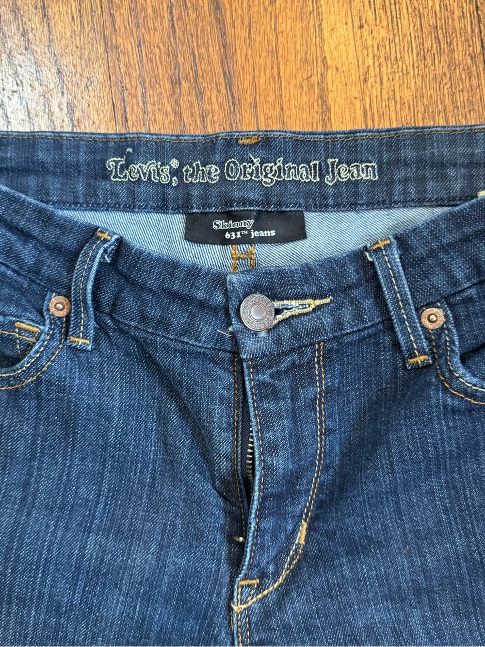 Women’s👖Levi’s 631 Skinny  Dark Blue Stretch Denim Jeans Modified Hem - Picture 2 of 4